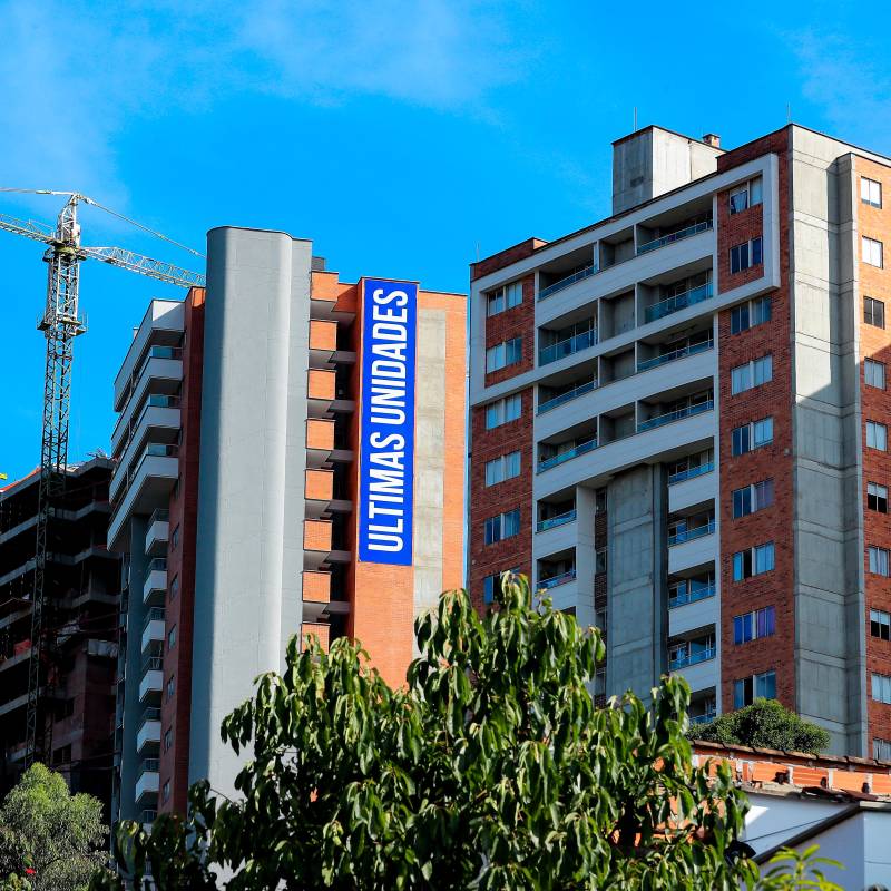 Extranjeros están comprando 1 de cada 4 viviendas que se ofertan en Medellín: esta es la historia