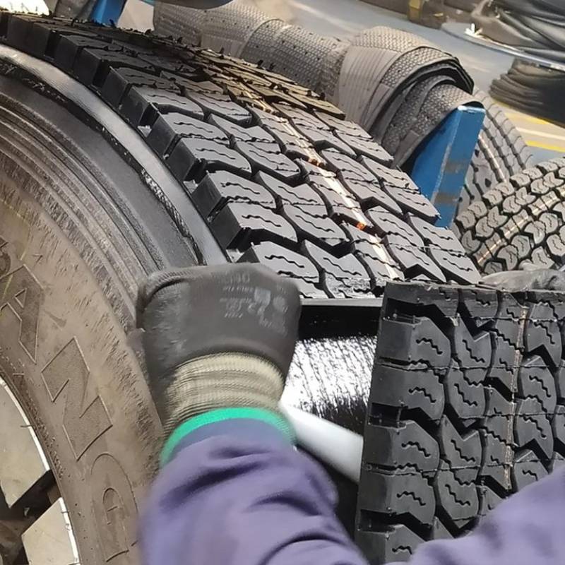 Acoplásticos anunció oficialmente el lanzamiento de Acoreencauche, un nuevo frente gremial que agrupará a las empresas dedicadas al reencauche de llantas en Colombia. FOTO: Cortesía Auto Crash