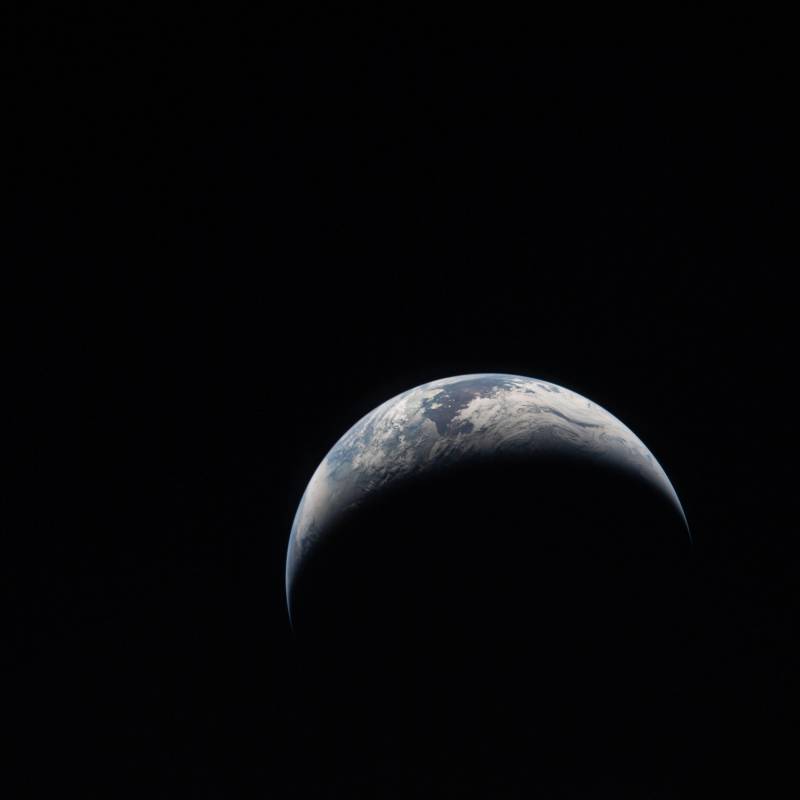 La redistribución de la masa terrestre y el deshielo de los polos afectan la inercia del planeta y modifican la duración de la jornada solar. FOTO NASA