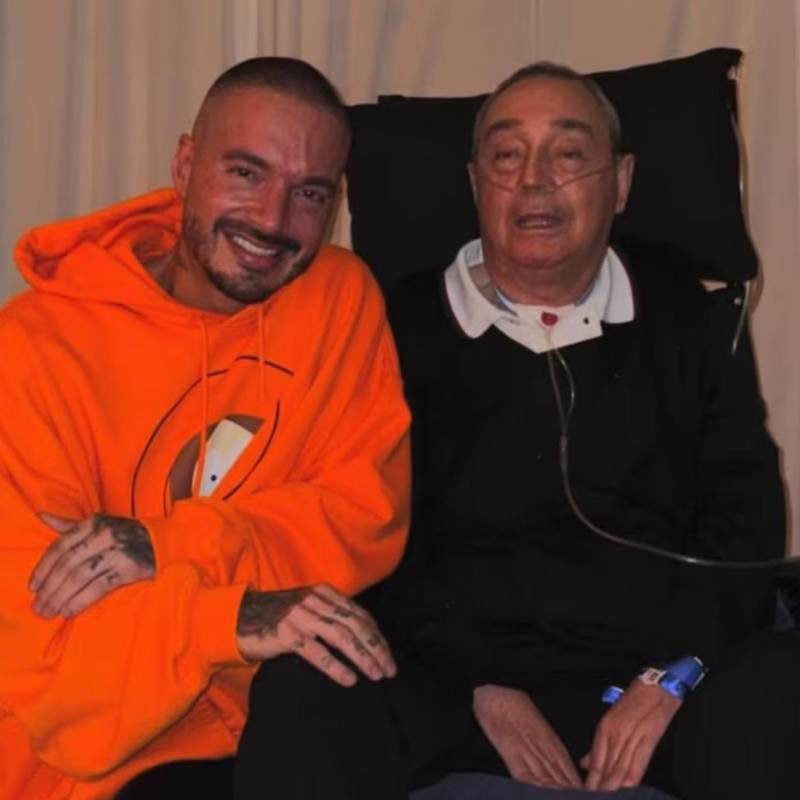 Luego del concierto en el Atanasio, el propio Luis Fernando Montoya utilizó sus plataformas digitales para expresar su gratitud hacia el artista urbano. FOTO: Tomada de redes sociales @profemontoya.oficial