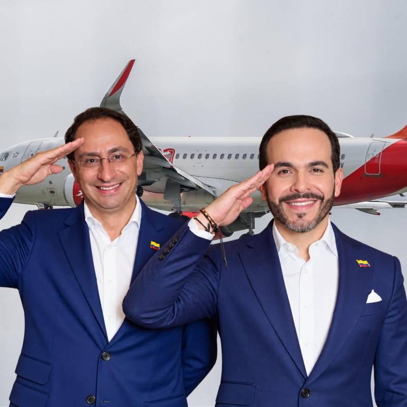 José Manuel Restrepo y el presidente Abelardo de la Espriella sobre viajes al exterior. Foto: Colprensa