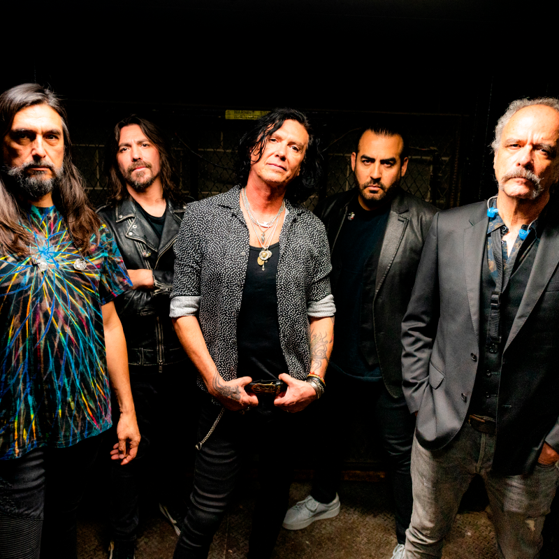 Diego Herrera, de Caifanes, habló con EL COLOMBIANO, es el último a la derecha. De izquierda a derecha: Alfonso André, Rodrigo Baills, Saúl Hernández y Marco Rentería. FOTO Zeus Lopez, Cortesia: Caifanes 