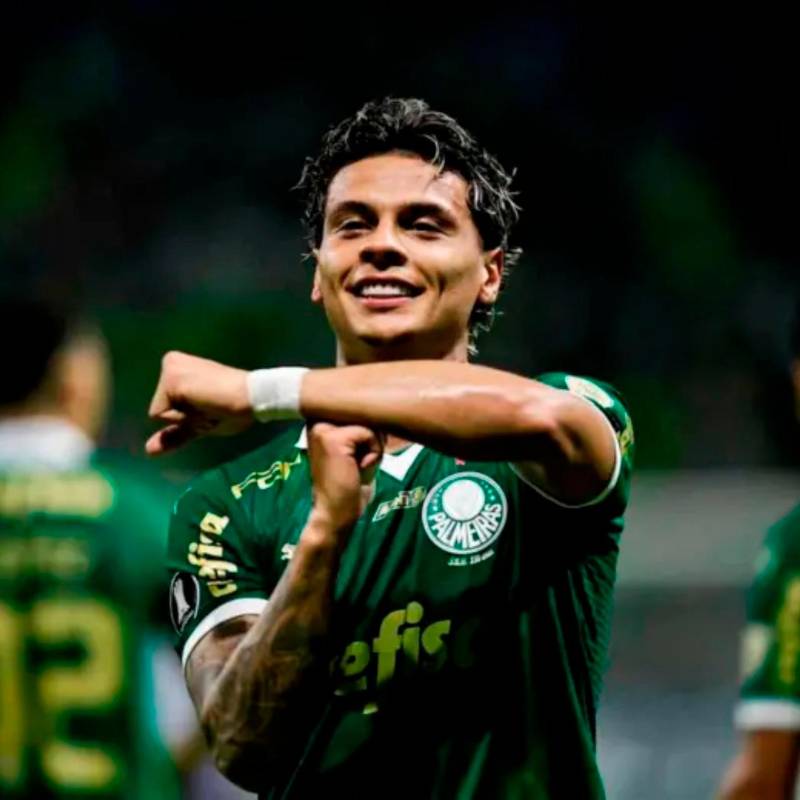 El volante colombiano Richard Ríos ha hecho casi toda su carrera como profesional en el fútbol brasileño. Es figura en Palmeiras. FOTO: TOMADA DEL X DE @PALMEIRAS