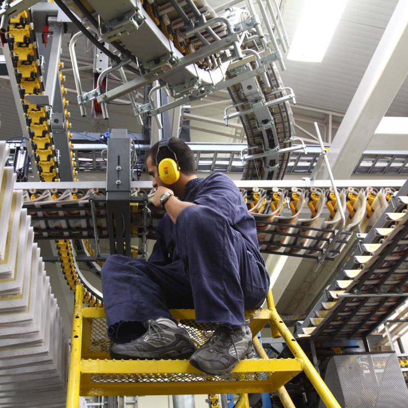 A partir de ese martes, Q’hubo le va a dar el doble de contenido. Pasará a tener 40 páginas todos los días. FOTO: Edwin Bustamante. Archivo El Colombiano