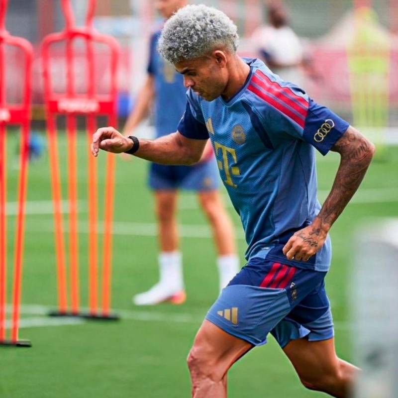 El futbolista guajiro Luis Díaz entrenó con el Bayern Múnich después de regresar de las vacaciones que tuvo por el Mundial de Norteamérica. Foto: tomada de redes sociales