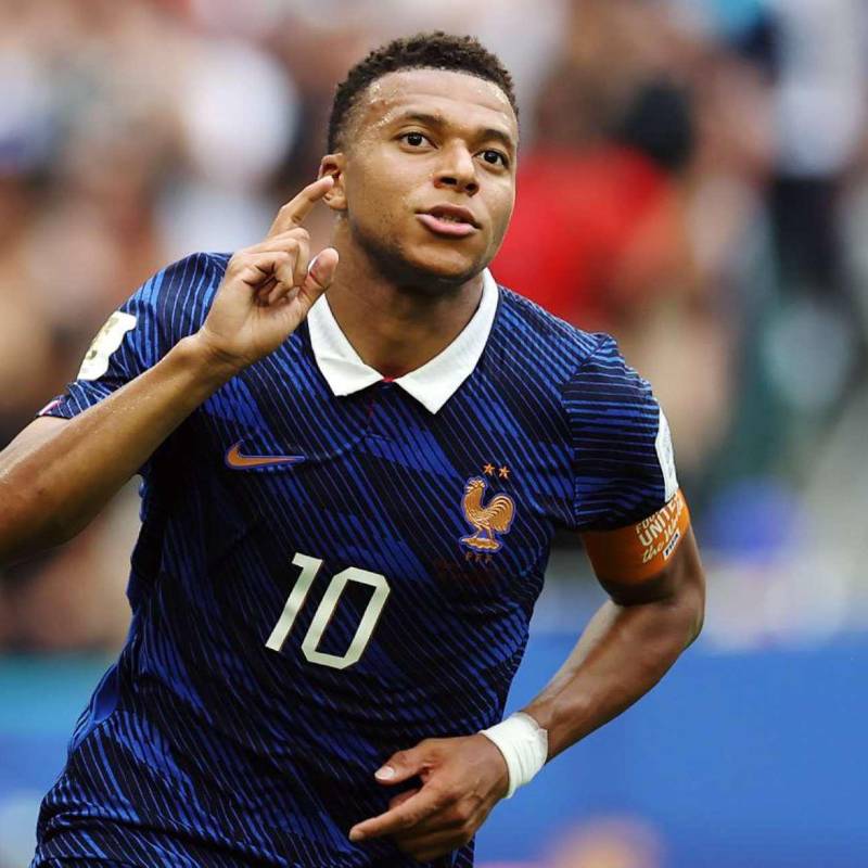Kylian Mbappé se convirtió en el jugador francés con más partidos disputados en Copa Mundo. FOTO GETTY 