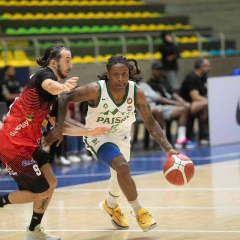 Paisas, que ajusta 14 triunfos en la Liga Profesional de baloncesto, termina la fase regular en la noche de este jueves en el Iván de Bedout y espera por su rival de semifinales. FOTO ESNEYDER GUTIÉRREZ 