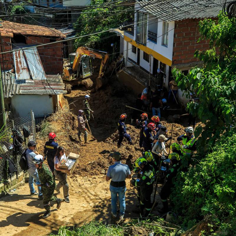 Las autoridades y organismos de socorro mantienen las labores de limpieza y monitoreo en la zona afectada. FOTOS Camilo Suárez