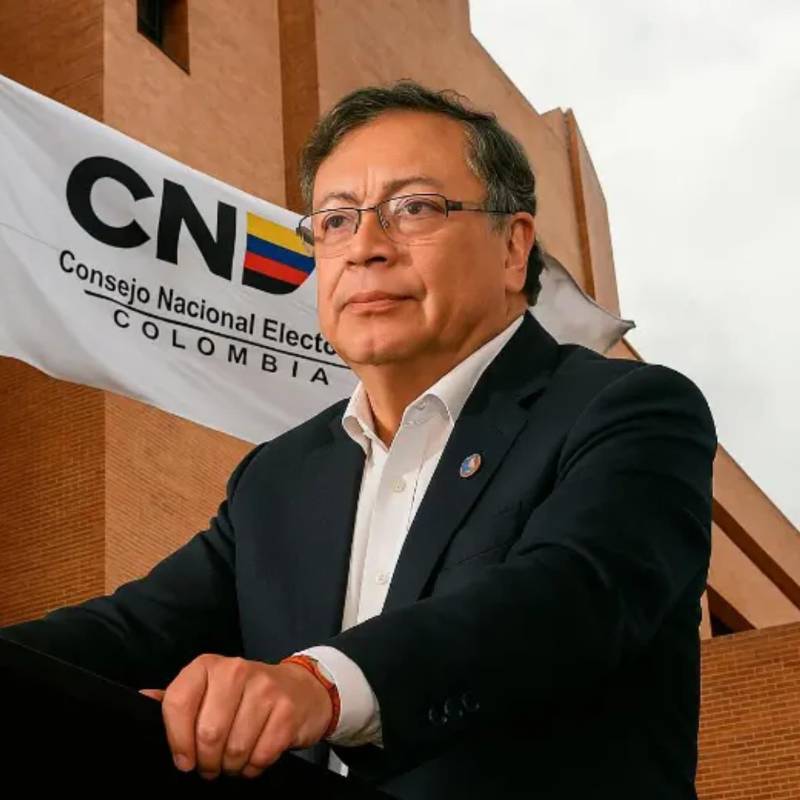 Campaña Petro presidente fue sancionada por violación de topes electorales. Foto: Colprensa