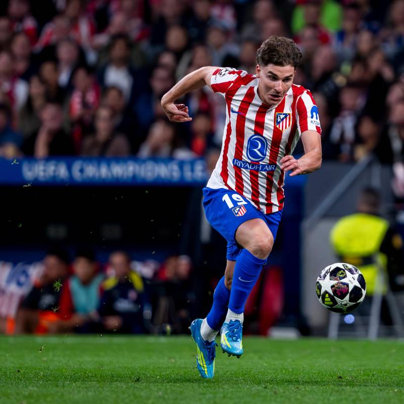 El argentino Julián Álvarez es una de las piezas clave del Atlético de Madrid para buscar volver a una final europea tras 10 años. FOTO GETTY