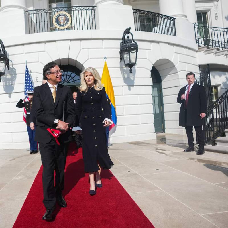El presidente Gustavo Petro, tras su salida del encuentro que sostuvo con Donald Trump en la Casa Blanca. Foto: Presidencia.