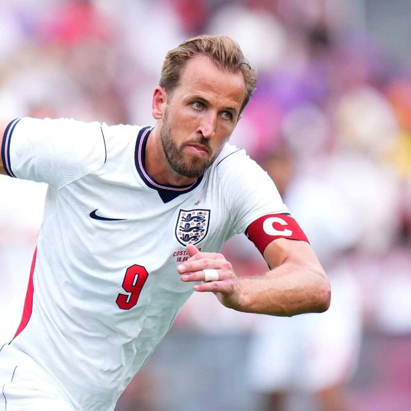 El delantero Harry Kane de gran presente en el Bayern Múnich, espera liderar a su selección en el Mundial de Norteamérica. FOTO GETTY