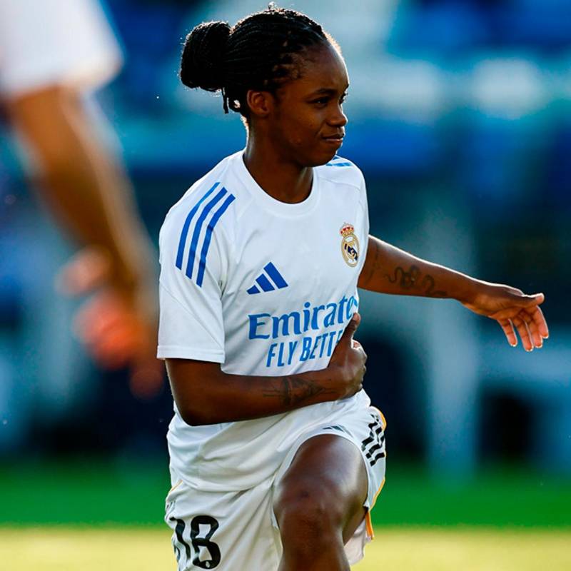 La futbolista vallecaucana Linda Caicedo es una de las figuras del cuadro madrileño femenino. FOTO: Tomada de X @RealMadridFem