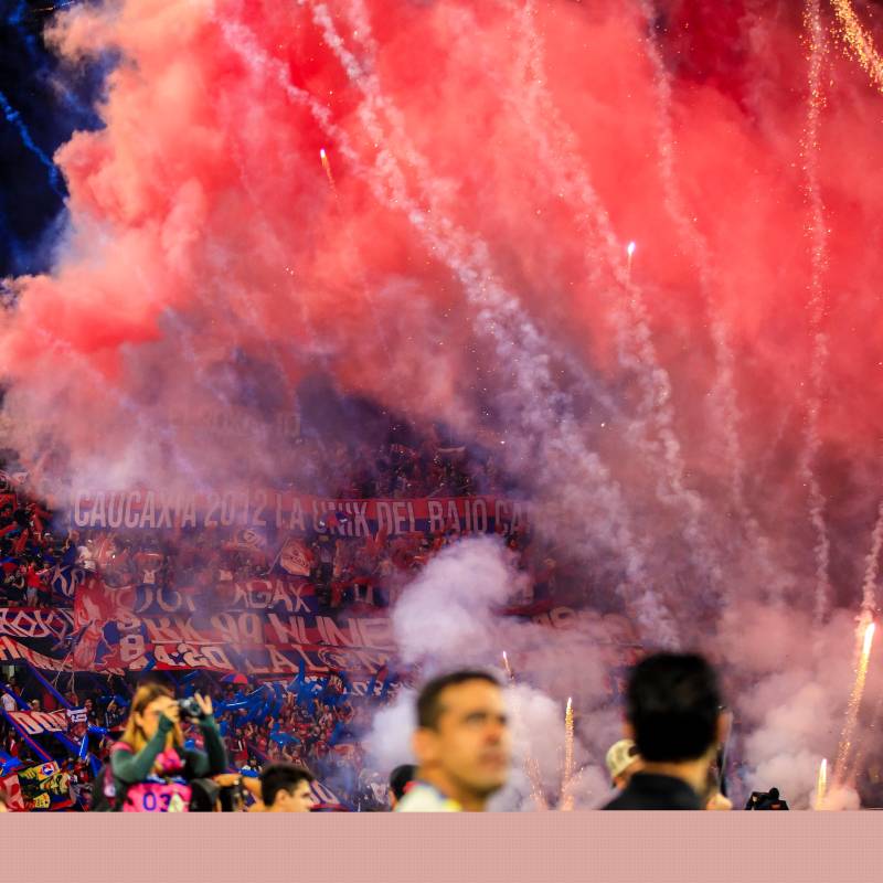 Los aficionados del cuadro rojo han acompañado al Medellín durante todo el semestre, incluso después de haber jugado la mayoría de sus encuentros de local con la plaza sancionada en el Clausura. Foto: Camilo Suárez