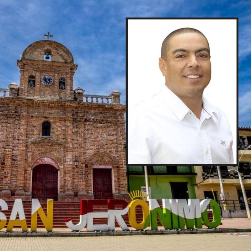 Adelante, el alcalde investigado. Atrás, fachada del parque de San Jerónimo. Foto: Juan Antonio Sánchez Ocampo