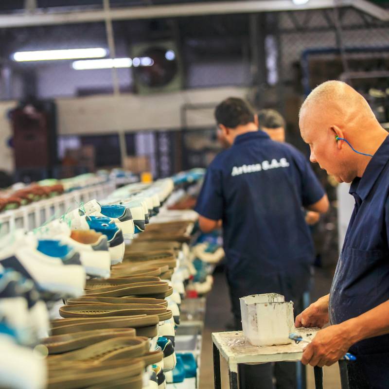 El recargo nocturno a partir de las 7 de la noche entrará en vigencia este 25 de diciembre. FOTO: ANDRÉS CAMILO SUÁREZ. 