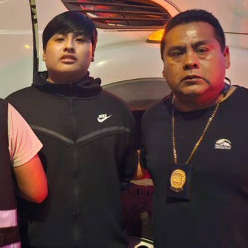 Tras un operativo conjunto entre autoridades peruanas y argentinas, capturaron a Tony Janzen Valverde Victoriano, alias Pequeño J, en Pucusana, Perú. FOTO: Tomada de redes sociales @PatoBullrich