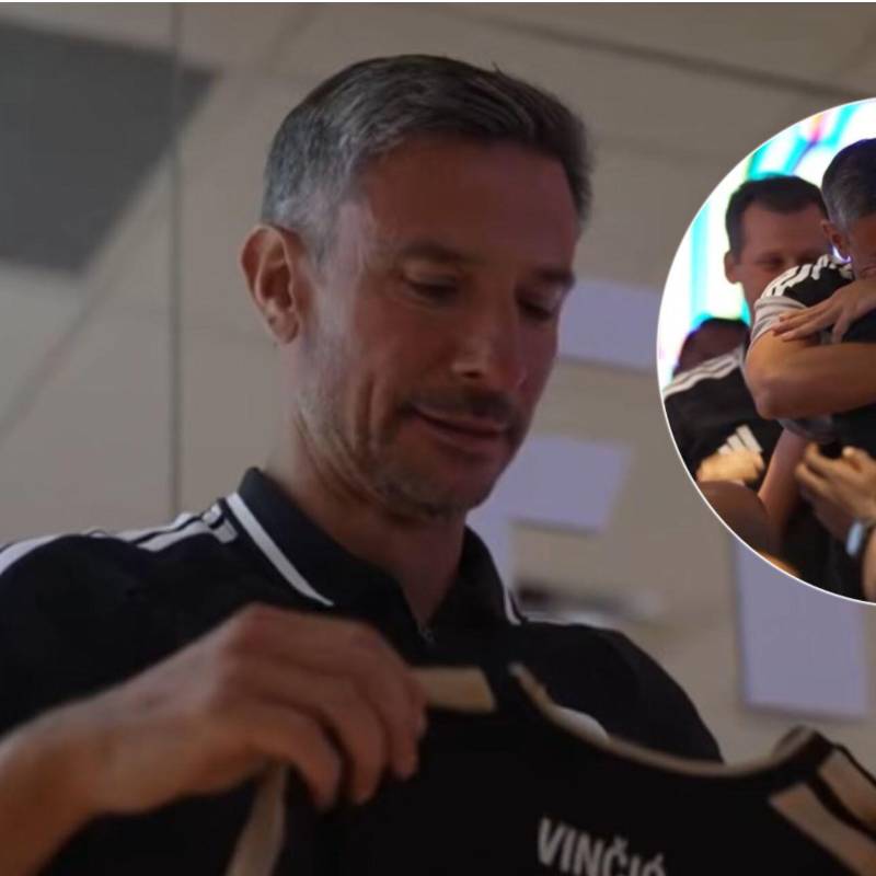 Slavko Vinčić de 46 años rompió en llanto al enterarse de que dirigirá la final del Mundial 2026. Foto: Captura de pantalla video tomado de X @FisayoDairo
