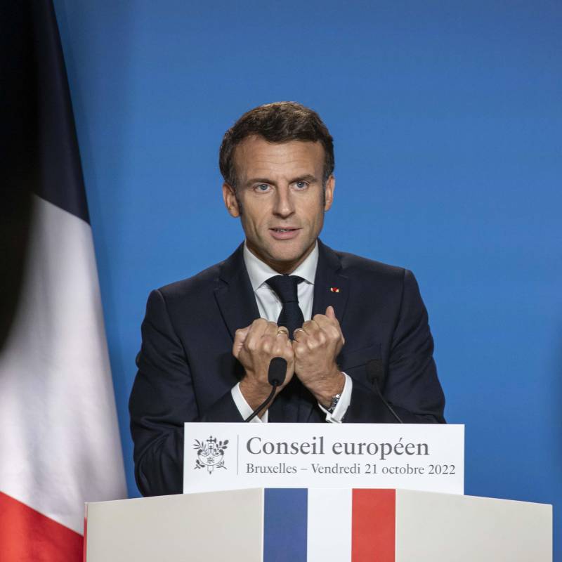 El presidente frances Emmanuel Macron mostró su preocupación sobre una posible ofensiva rusa con drones y ciberataques. FOTO: GETTY