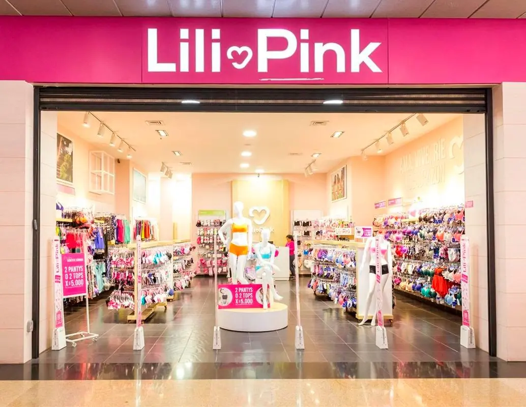Operativos de la Fiscalía en tiendas de Lili Pink hacen parte de un proceso de extinción de dominio por presunto contrabando de textiles. FOTO Cacique Centro Comercial. 