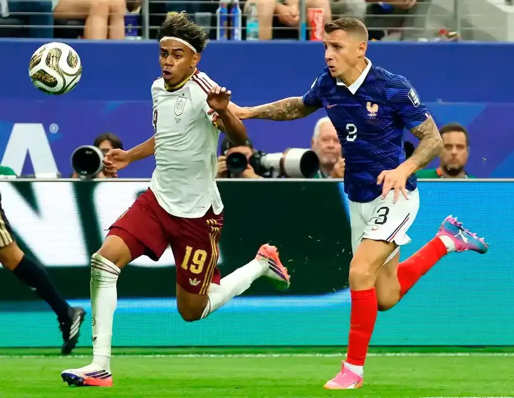 Las entradas, los vuelos de última hora y el alojamiento convierten la final del Mundial en una experiencia al alcance de pocos aficionados. FOTO: AFP