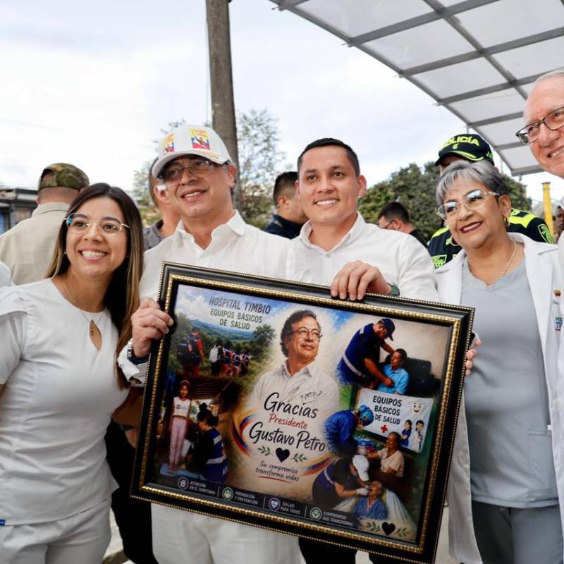 El cuadro que le regalaron al presidente Petro cuando inauguró el hospital en Timbío, Cauca. Foto: MinSalud