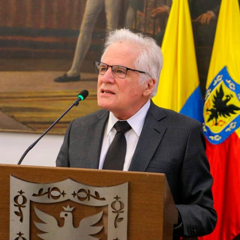 Uribe Londoño emerge como un jugador de peso que podría inclinar la balanza y dejar sin chances a otros aspirantes que buscan la bendición del expresidente Uribe. Lo anterior, por cuenta del capital político que –eso sí, sin proponérselo–comenzó a abonar ante lo ocurrido con su hijo y su postura crítica frente al Gobierno de Gustavo Petro. FOTO: CORTESÍA