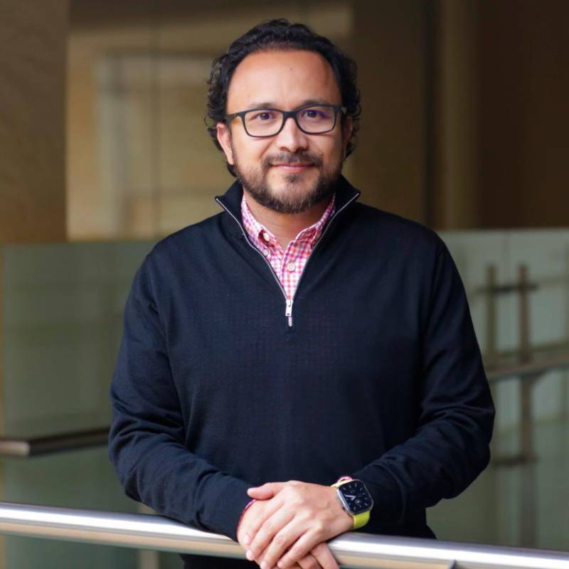 La subasta de TES registró alta demanda, pero con tasas superiores al 14%, contrariando las proyecciones de Javier Cuellar, director de Crédito Público. 