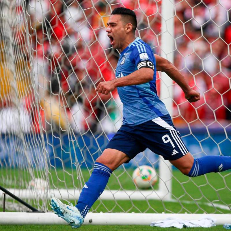 Radamel Falcao García celebra el tanto con el que Millonarios venció a Santa Fe en el estadio El Campín. FOTO COLPRENSA 