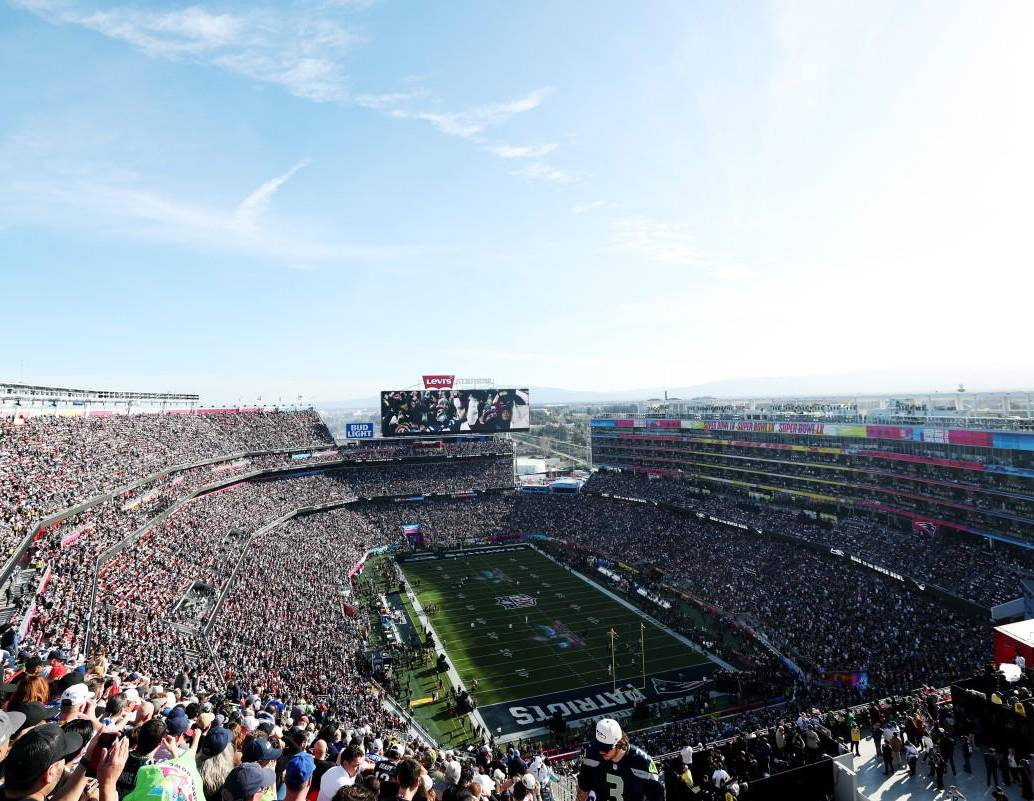<p> </p><p>Celebridades, humor y nostalgia volvieron a dominar los comerciales del Super Bowl, que cada año se consolidan como uno de los escenarios publicitarios más vistos y costosos del mundo. FOTO: AFP. </p>
