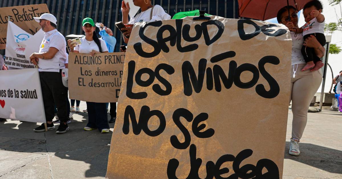 Docentes Y Estudiantes De Medicina Relatan Cómo Se Vive La Grave Crisis ...