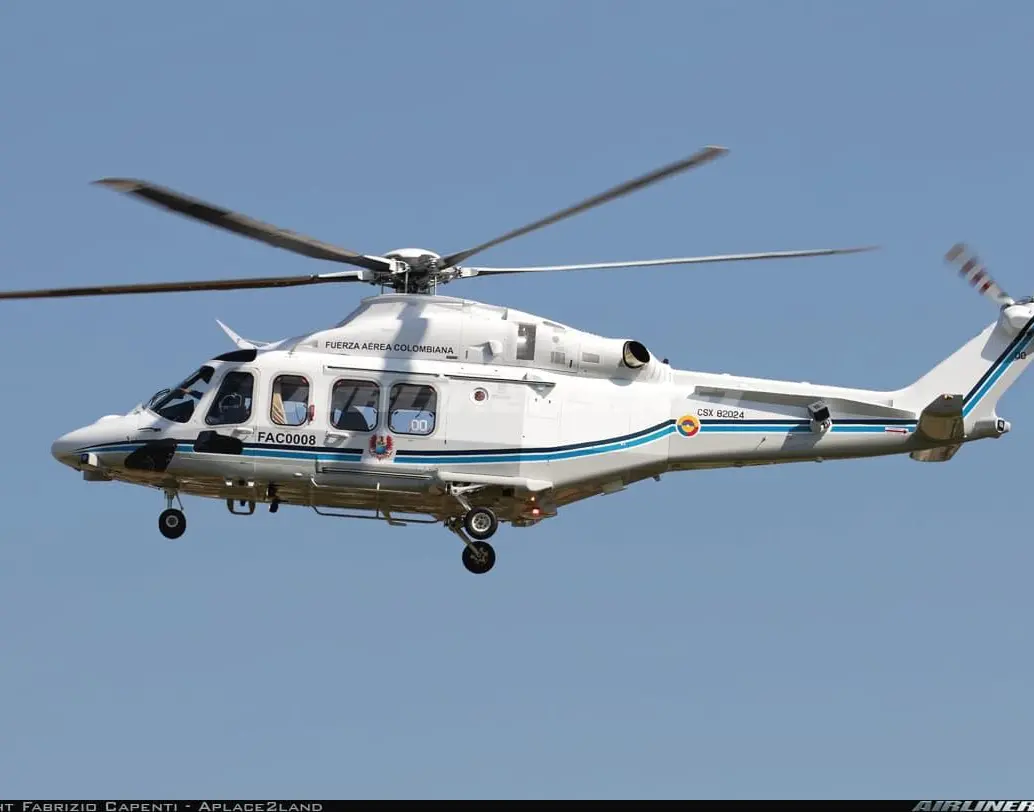 El helicóptero FAC 0008, modelo AW139, quedó sin soporte técnico mientras avanza el trámite de autorización ante la OFAC. FOTO: Fabrizio Carpenti, Aplace2land. 