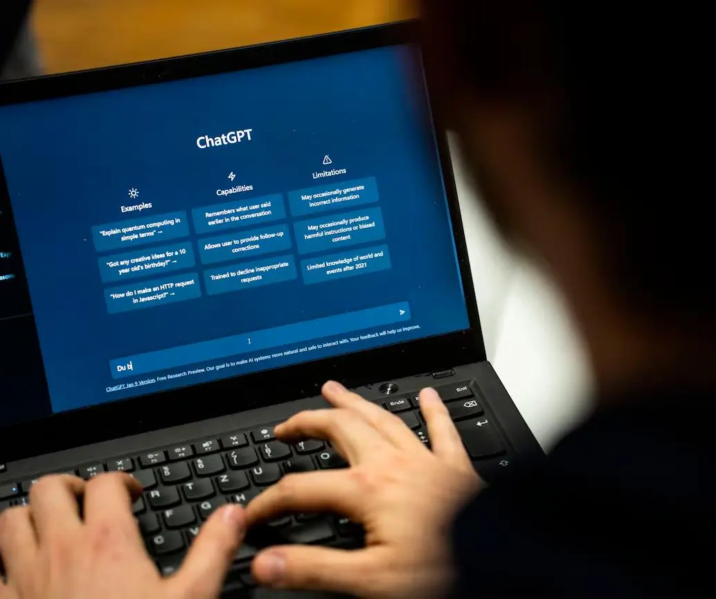 La Inteligencia Artificial desafía la supervivencia de la prensa. Foto: Getty.