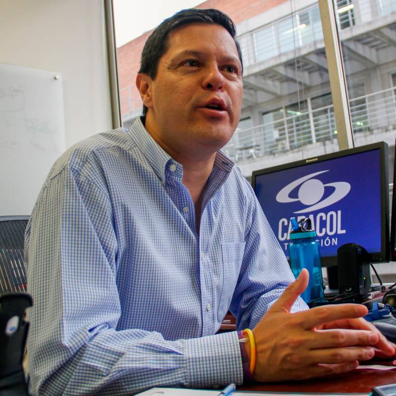 Juan Roberto Vargas, director de Noticias Caracol, se pronunció sobre las denuncias en el canal y aseguró que se tomarán medidas con rigor y en favor de las víctimas. FOTO: Colprensa.