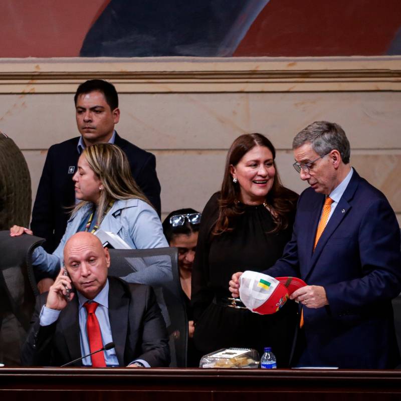 Las Comisiones Económicas modificaron la distribución del PGN 2027, con $2 billones para Salud y ajustes en Justicia, Deporte, Transporte y Planeación. FOTO Colprensa