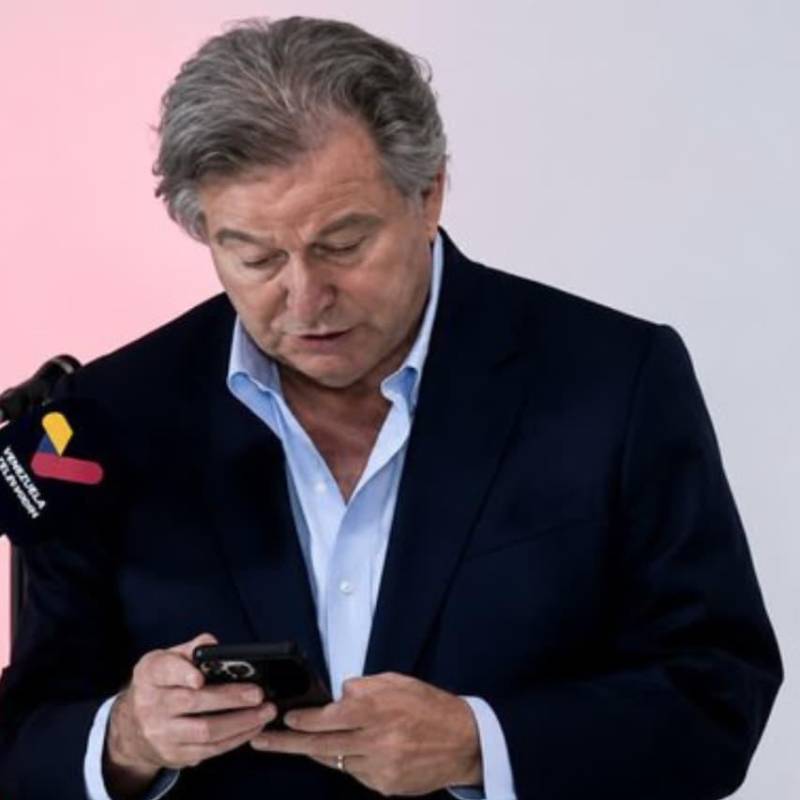 El empresario Jaime Gilinski se reunió con la presidenta interina de Venezuela, Delcy Rodríguez. FOTO: Tomada de X @dataiFX