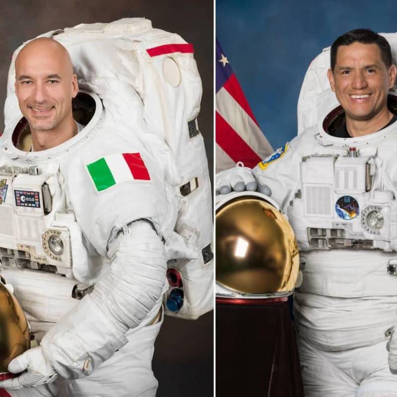 El astronauta italiano Luca Parmitano (izquierda) y el estadounidense de padres salvadoreños Frank Rubio (derecha) forman parte de la tripulación de la misión Artemis III. FOTOS: Artemis III
