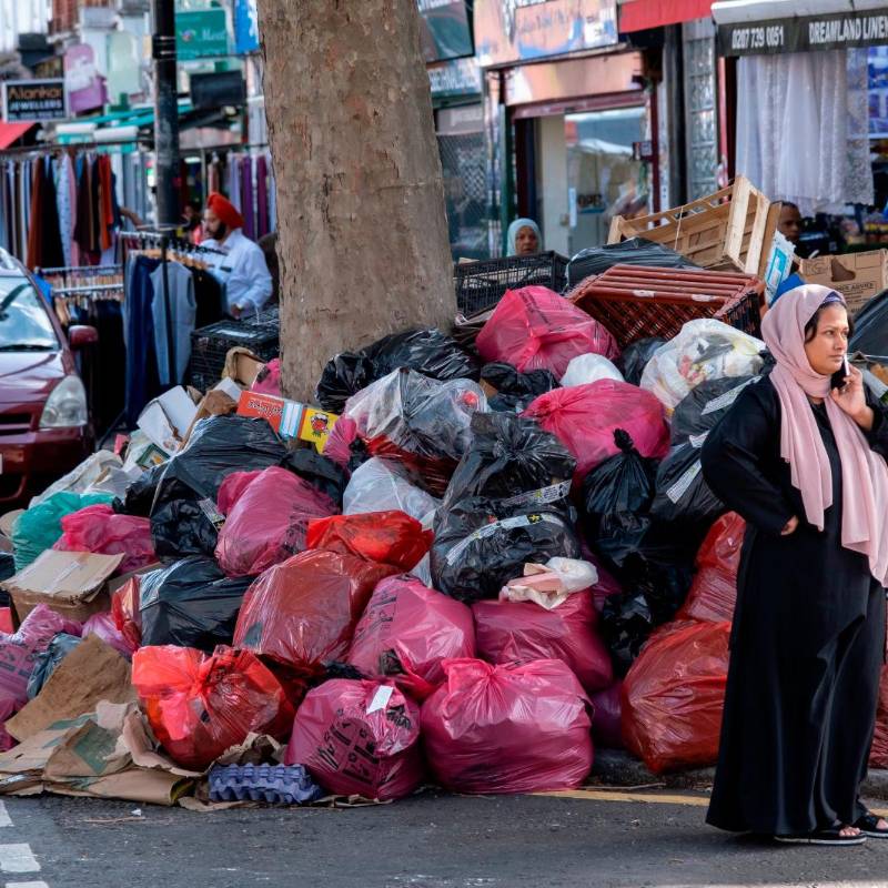 Los trabajadores del servicio de residuos y de la limpieza de calles del Tower Hamlets están en huelga desde el pasado 18 de septiembre y hasta el momento está prevista hasta el 1 de octubre. Foto: Getty