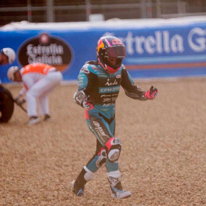 Afortunadamente David Alonso no tuvo consecuencias graves pese a que su moto quedó destruida. FOTOS GETTY