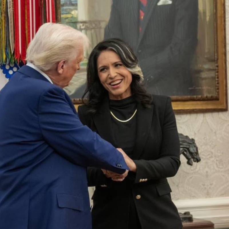 Tulsi Gabbard, directora de Inteligencia Nacional de Estados Unidos, dijo que la política de “cambio de régimen” ha terminado. FOTO: Tomada de X @TulsiGabbard