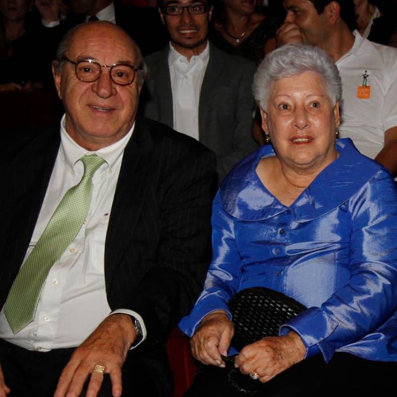 EL COLOMBIANO lamenta el fallecimiento de Lía de la Cuesta de Hernández, esposa del doctor Jorge Hernández Restrepo. FOTO: Archivo