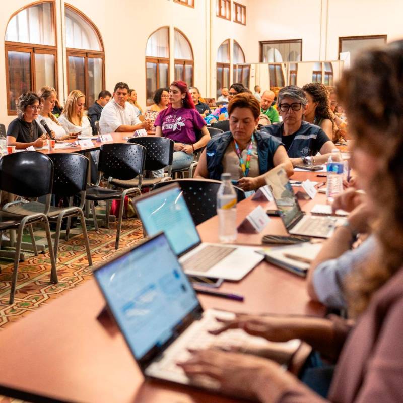 En el Consejo de Seguridad Pública para las Mujeres se priorizaron las violencias digitales. FOTO Cortesía Alcaldía de Medellín