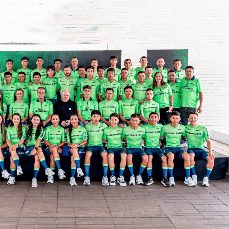 El Team Sistecrédito en pleno, listo para la temporada 2026. FOTO CORTESÍA 