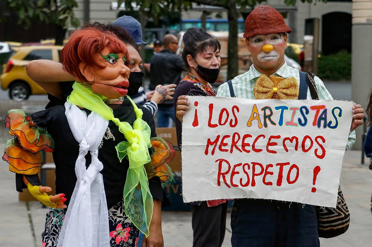 El secretario Narváez convocó para el martes una reunión con los marchantes. Una cita que según los manifestantes pedían desde hace más de un año. Foto: Manuel Saldarriaga Quintero. 
