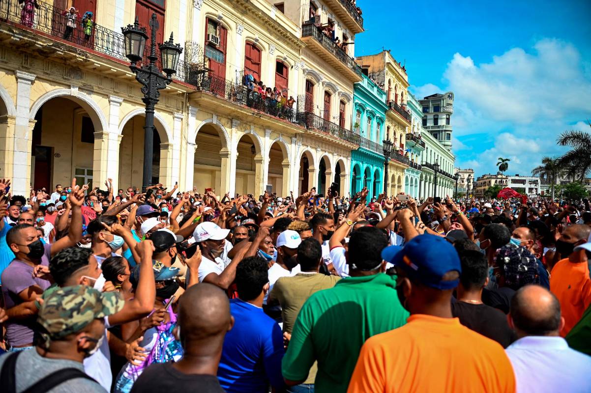 Los ciudadanos cubanos se movilizaron en la capital y en varios territorios del país. Foto AFP
