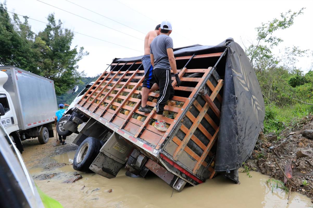 Las vías del Suroeste son las más de todo el departamento de Antioquia. Foto Jaime Pérez