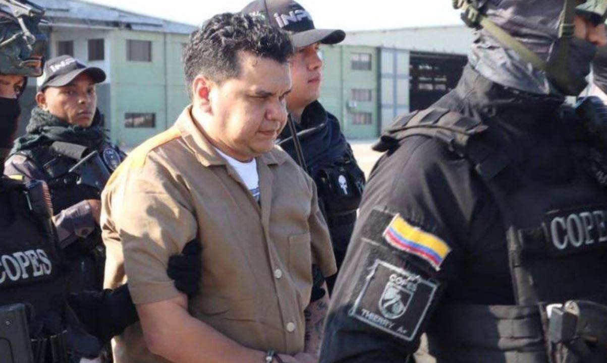 Gobierno traslada a cabecillas de Los Pepes mientras evalúa su propuesta de sometimiento