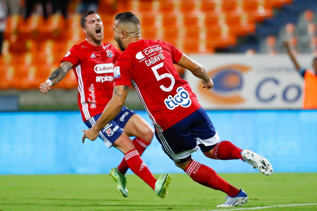  Andrés Cadavid marcó en dos oportunidades, dándole alegría al equipo Rojo. Foto: MANUEL SALDARRIAGA QUINTERO.