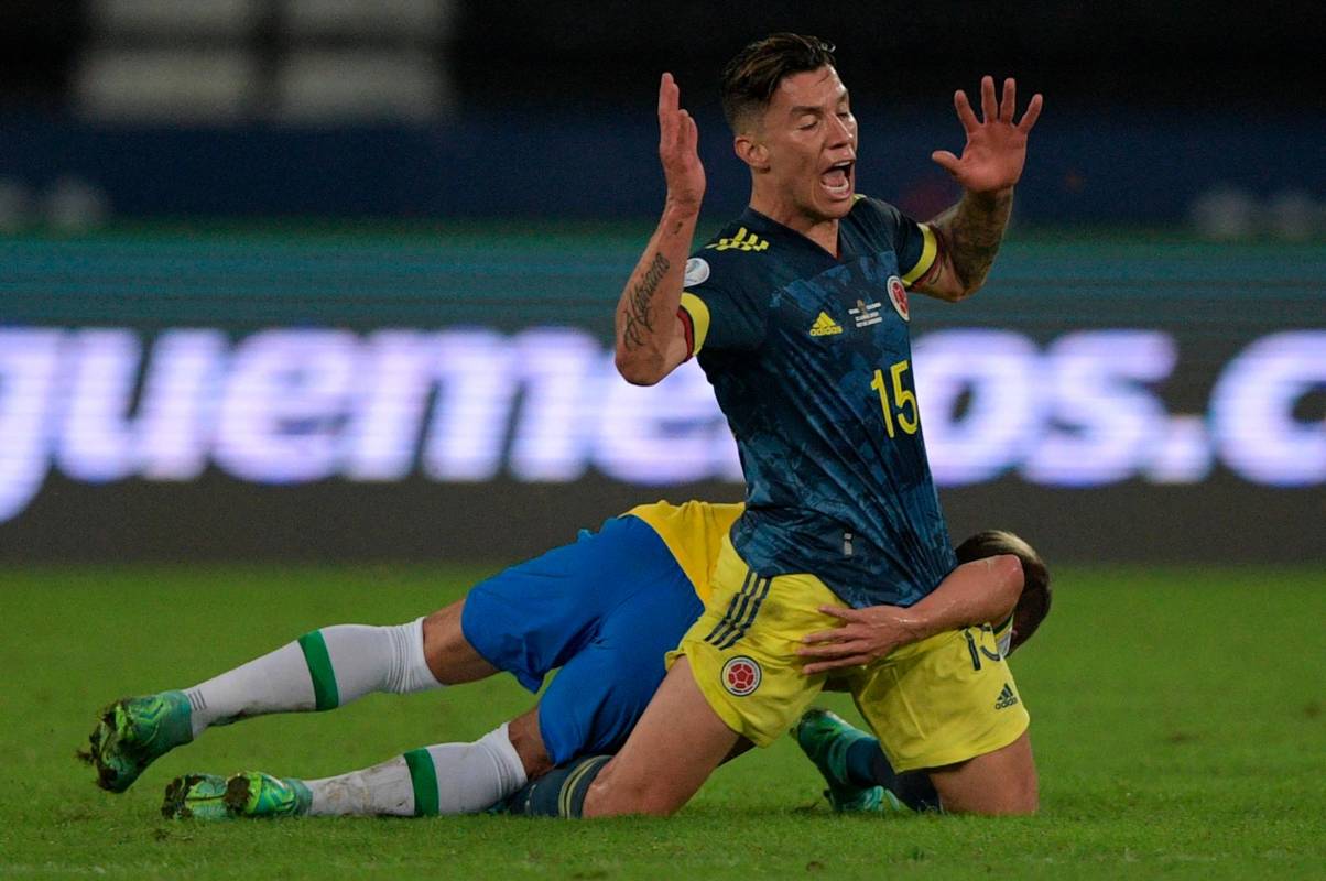 Luis Díaz convirtió el mejor gol de la Copa hasta el momento que sirvió para abrir el marcador ante los brasileros. Foto AFP