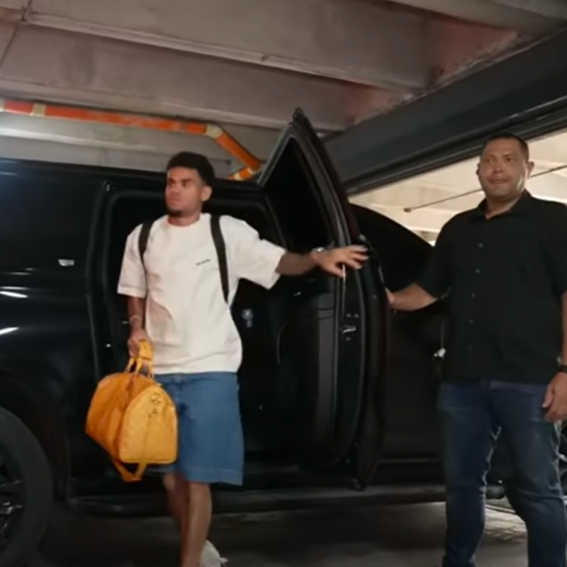 Luis Díaz se encontraba desde hace días en la capital del Atlántico, sin embargo, ya se unió a la concentración. Foto: Captura de video FCF